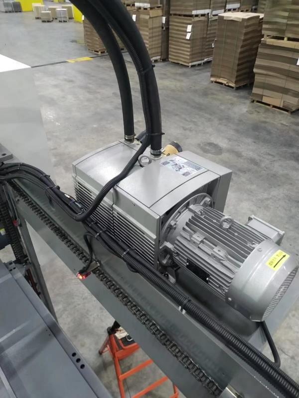 Conducteur arrière 3 plis contrôle de PLC de la machine 150m/Min de stratificateur de flûte de 5 plis