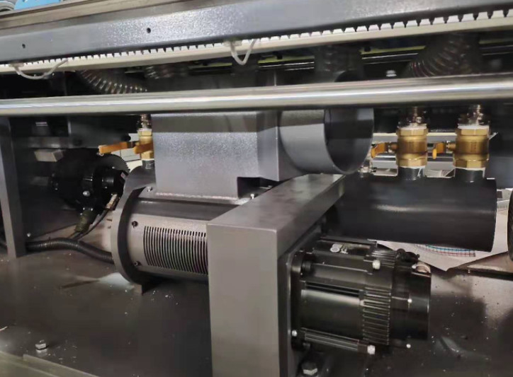 120-600gsm Top Sheet Auto Flute Laminator 3Ply Ondulé Machine à plastifier