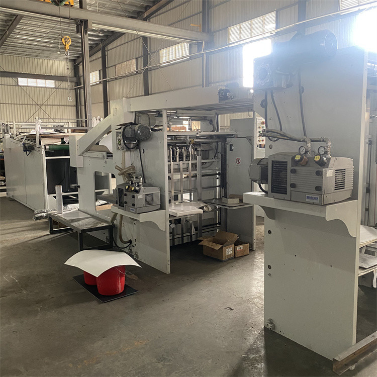 Lamineur ondulé à grande vitesse 2 de cannelure de boîte 3 5 7 plis